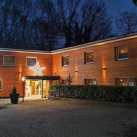 Hotel Am Springhorstsee Großburgwedel エクステリア 写真
