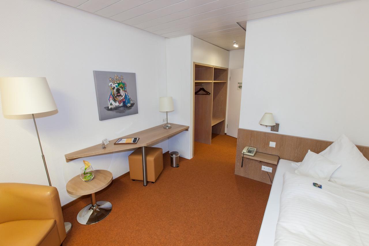 Hotel Am Springhorstsee Großburgwedel エクステリア 写真
