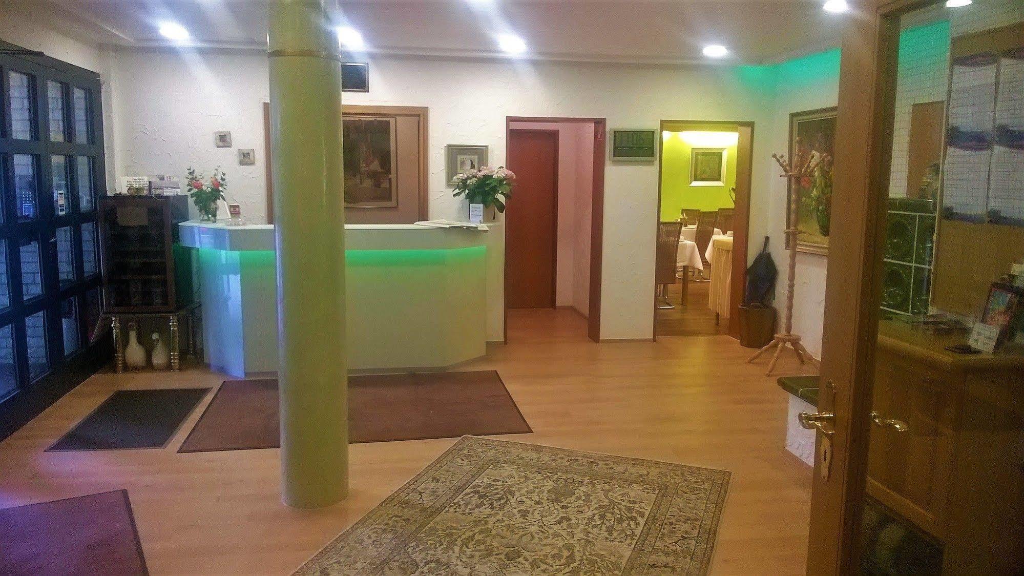 Hotel Am Springhorstsee Großburgwedel エクステリア 写真
