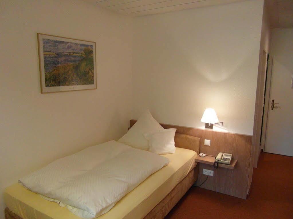 Hotel Am Springhorstsee Großburgwedel エクステリア 写真